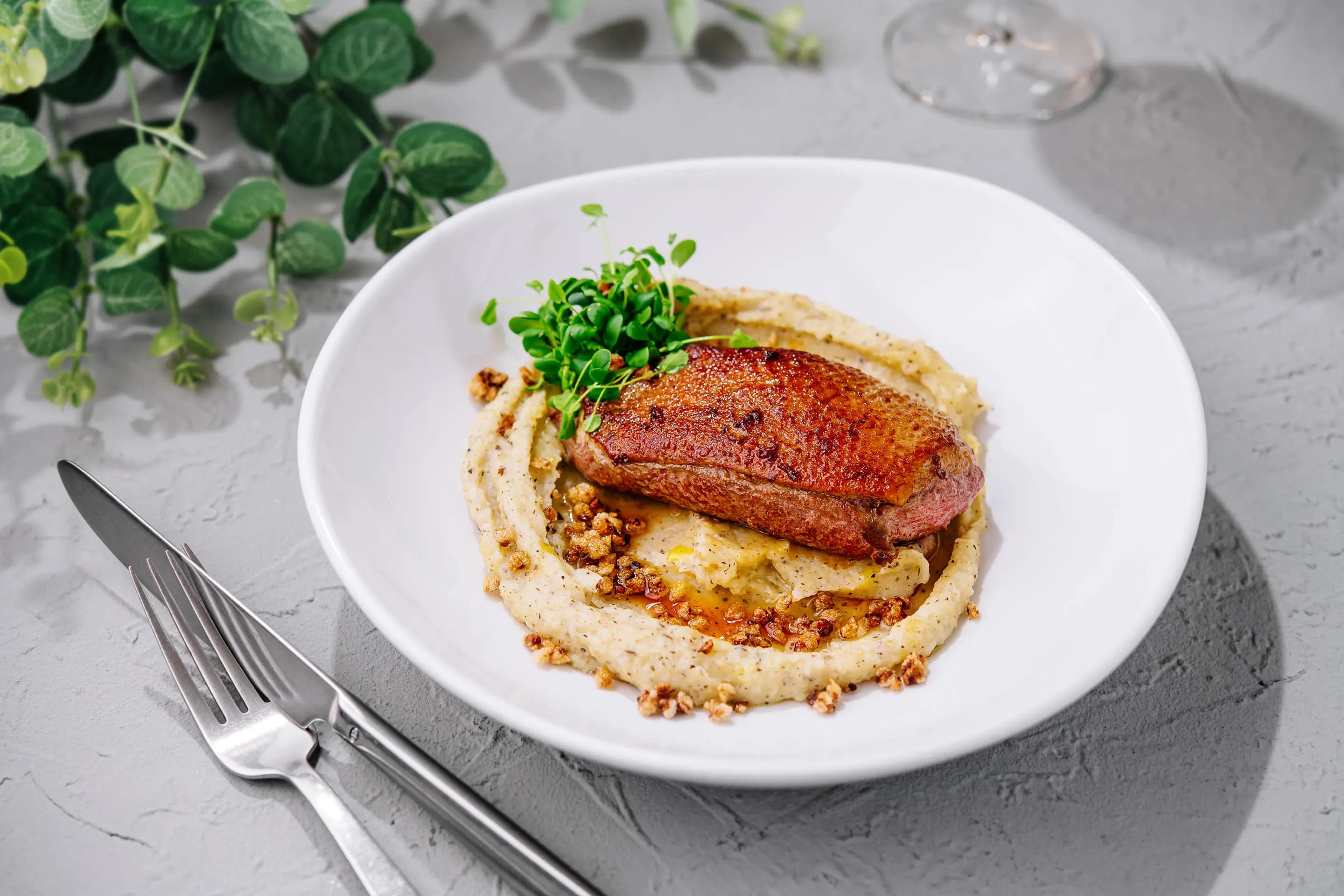 Entenbrust auf der Feuerplatte